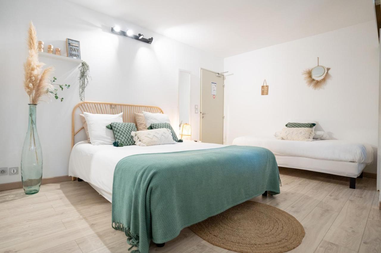 Logis Hotel La Feniere La Bouilladisse Zewnętrze zdjęcie